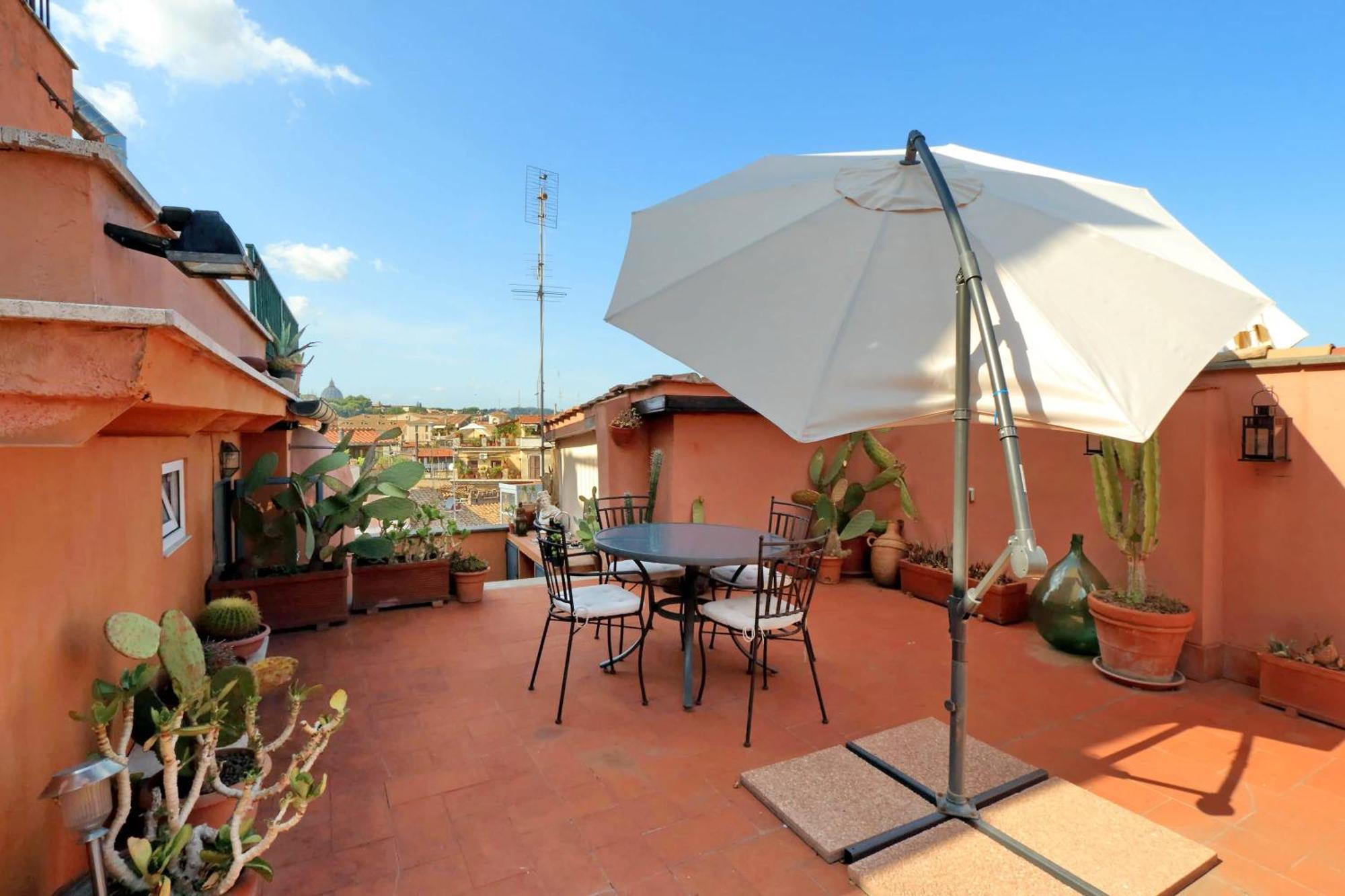 Appartamento Vicolo Del Cinque Penthouse | Romeloft *