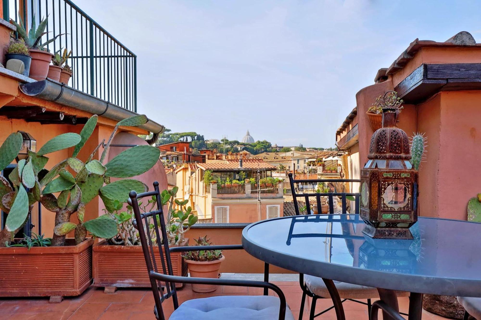 Appartamento Vicolo Del Cinque Penthouse | Romeloft Roma